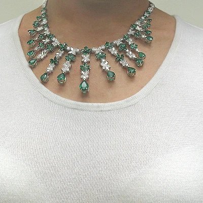 18K White Gold Diamond & Emerald Necklace 13.31dtw 28.52etw - Image 3